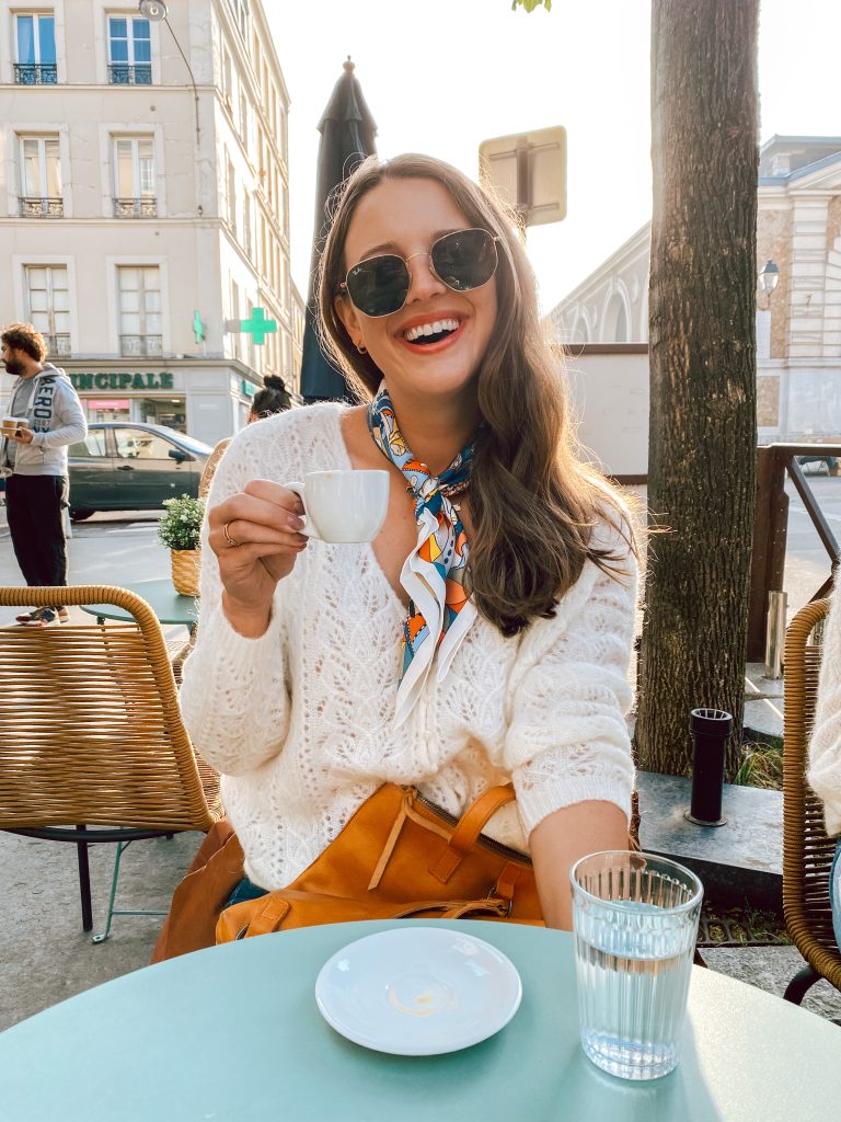 Chic travel outfits for Paris in the Fall