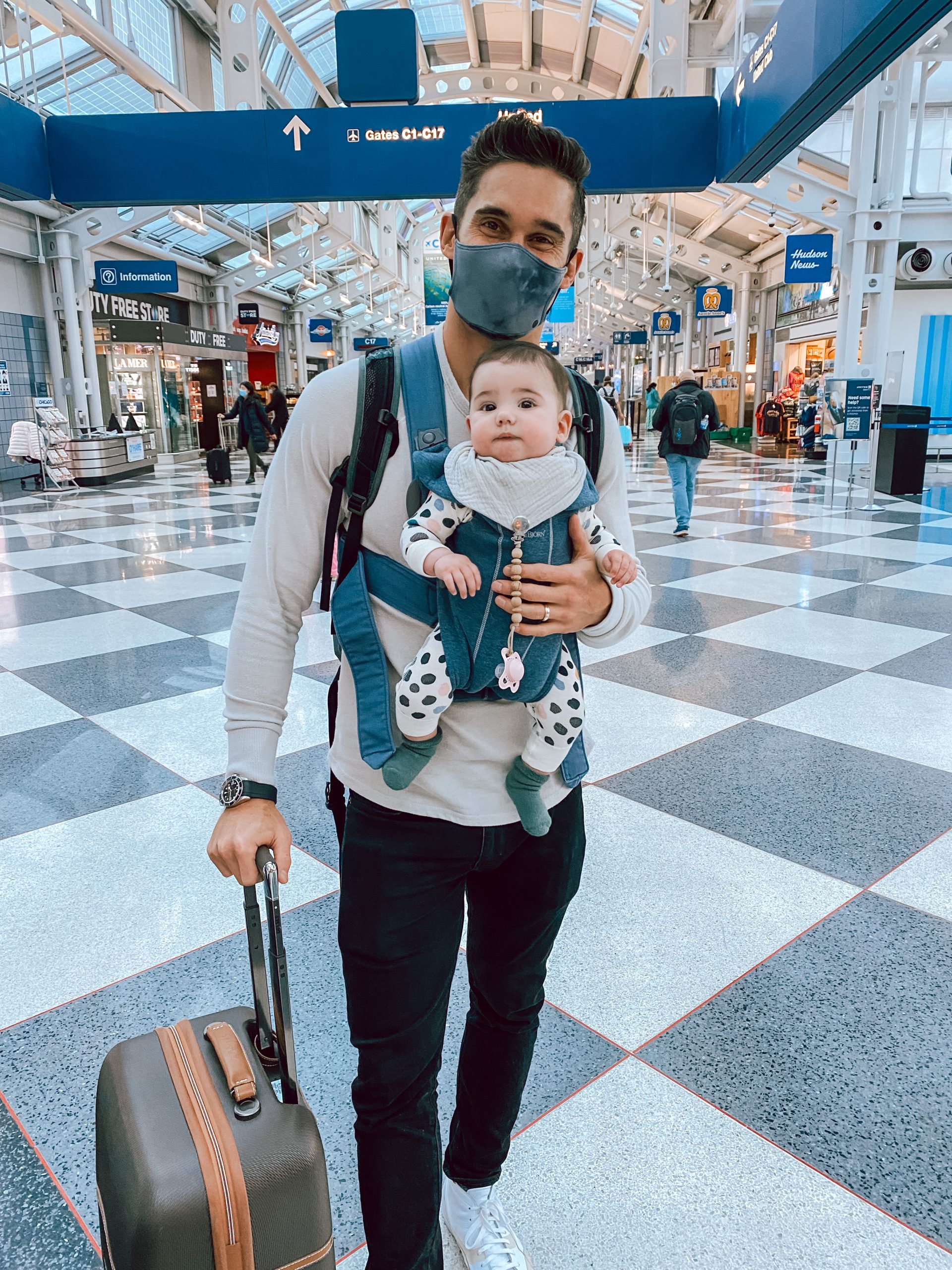 30+ Tips for Traveling with a Baby