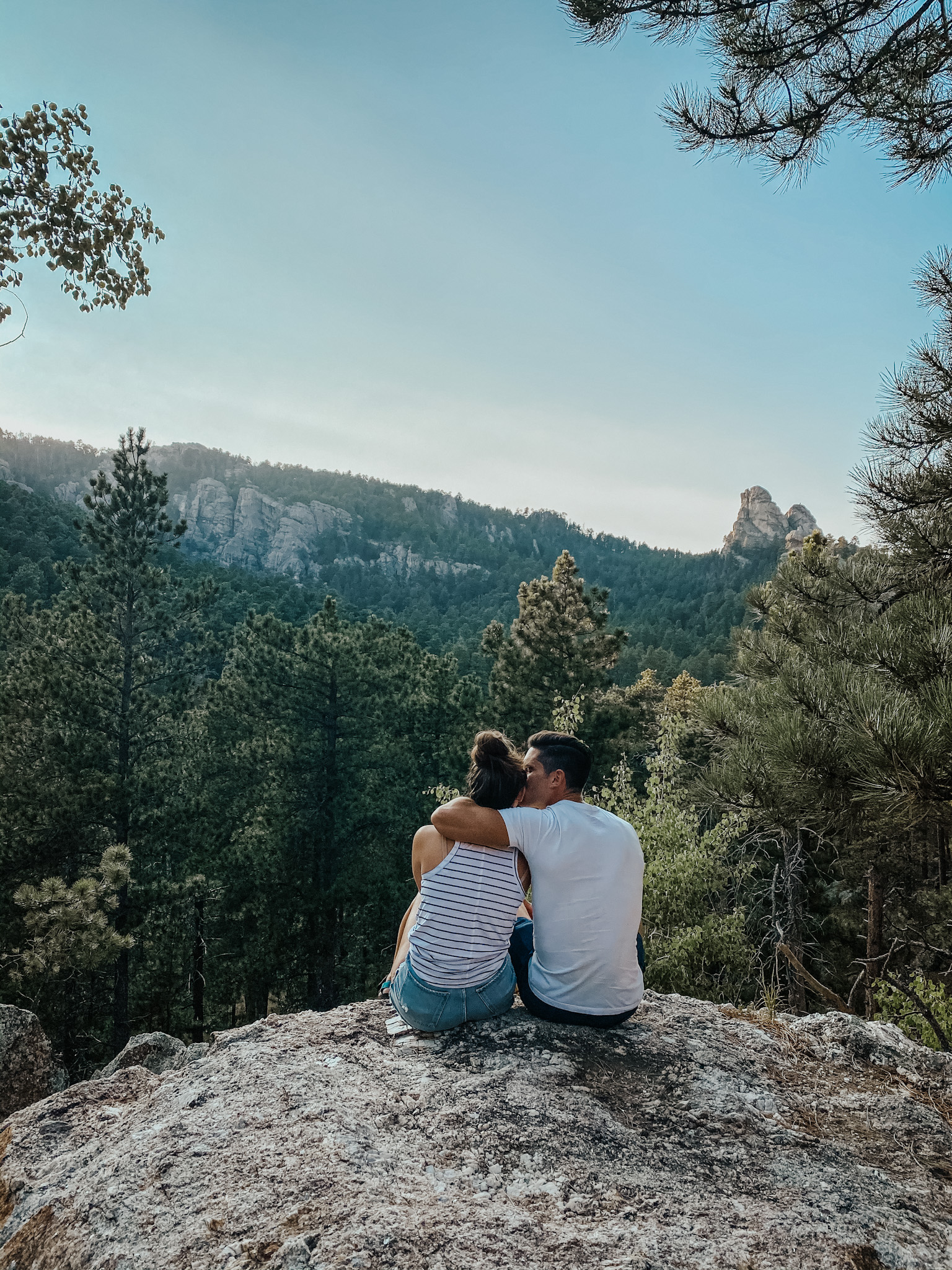 Needles Highway overlook photo spots