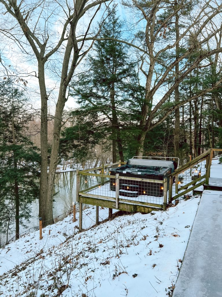 Cabin rental in Fennville, Michigan