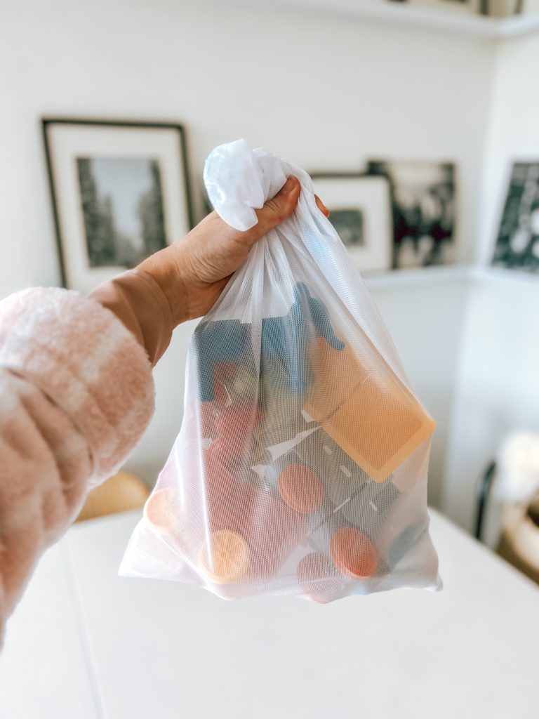 A smart way to organize toys