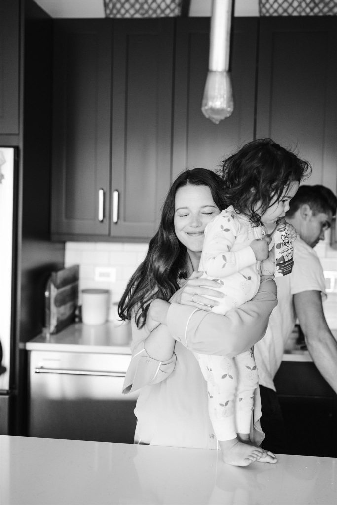 "Undone" candid family photos inspiration